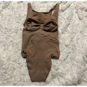 SKIMS SEAMLESS SCULPT SCOOP NECK THONG BODYSUIT XL NWOT